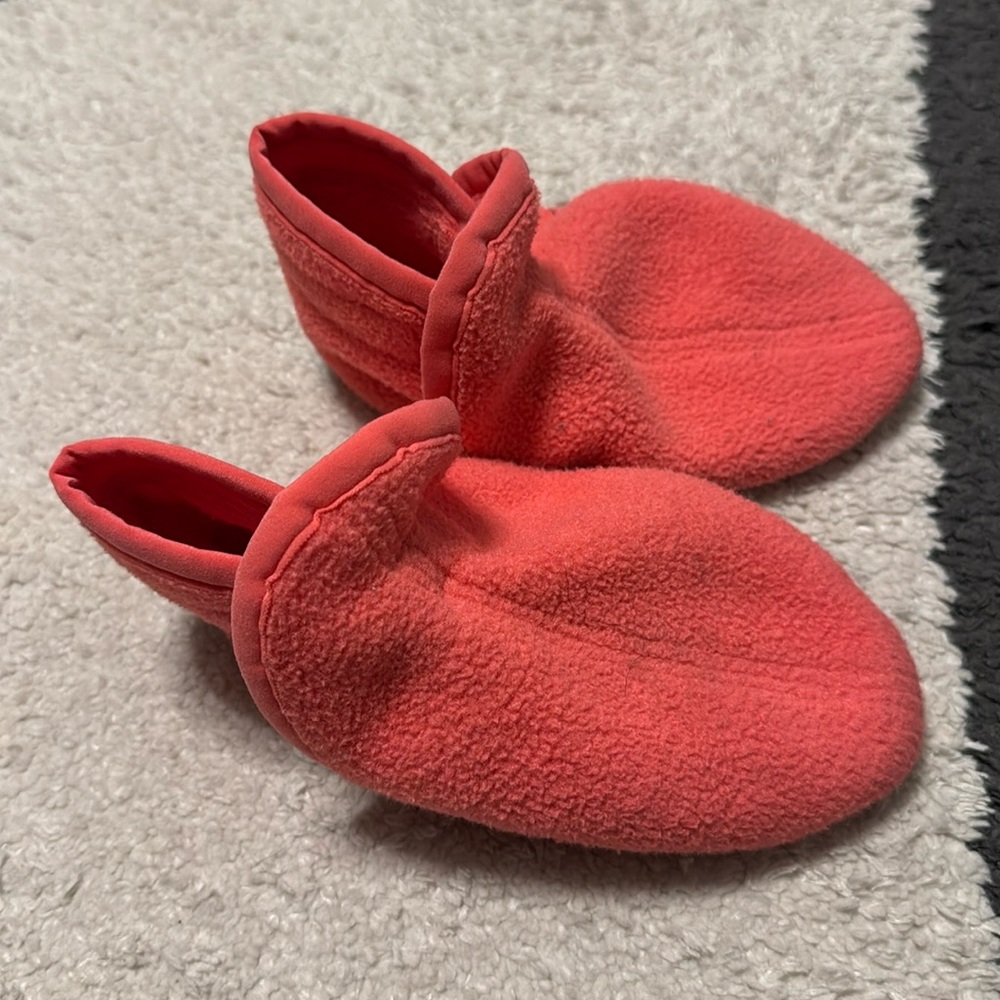 Patagonia synchilla booties